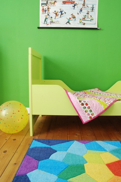 Dormitorio infantil en verde