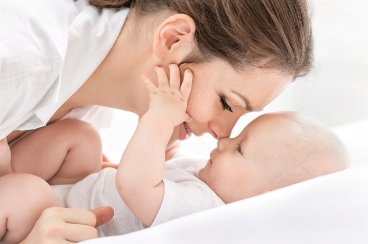 Lactancia materna y alimentación del bebé durante el primer año