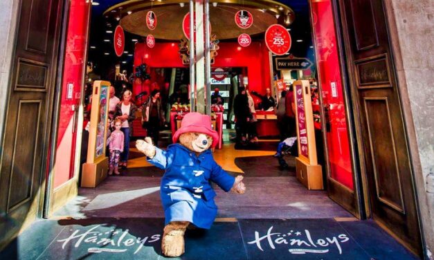 Viajar con niños; la tienda de juguetes más grande del mundo
