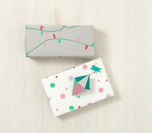 DIY: Papel personalizado a mano para envolver los regalos de Navidad